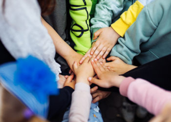 Lepojamies par diplomiem