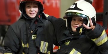 Skolēni ar Jaunsardzi